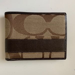 Coach Billfold Wallet